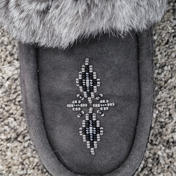 Tall Wrap Manitoba Mukluks - Picture 6 of 10